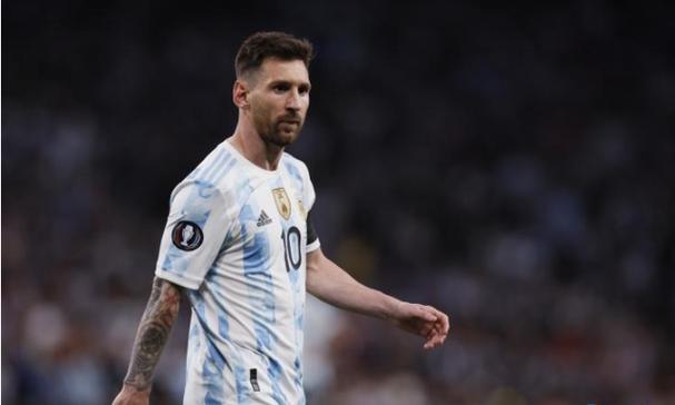 卢浮宫珠宝失窃,竟现身闲鱼?荒诞背后揭示全球化乱象与人性嘲讽 卢浮宫珠宝失窃,竟现身闲鱼?荒诞背后揭示全球化乱象与人性嘲讽